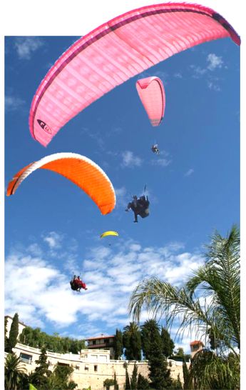 Les joies du parapente près de Roquebrune Cap Martin